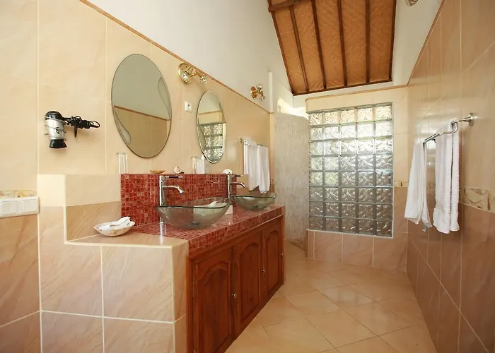Resort Jakaranda And Marakuya 4*